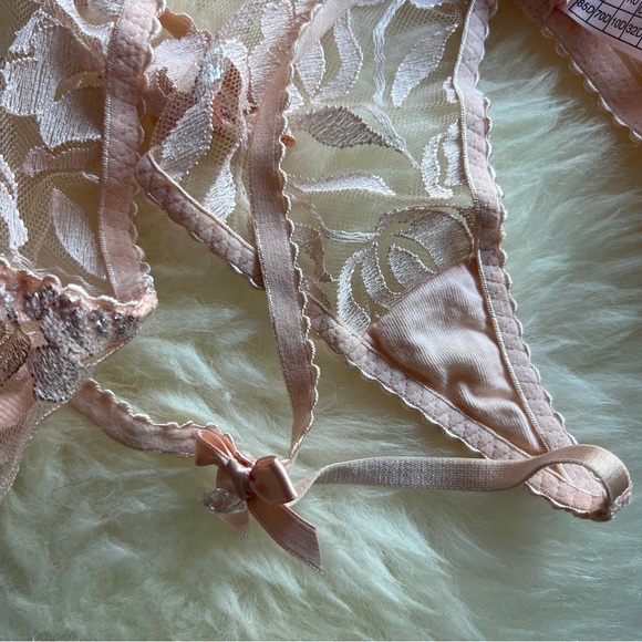 Agent Provocateur Sparkle 3 piece set - Picture 8 of 9